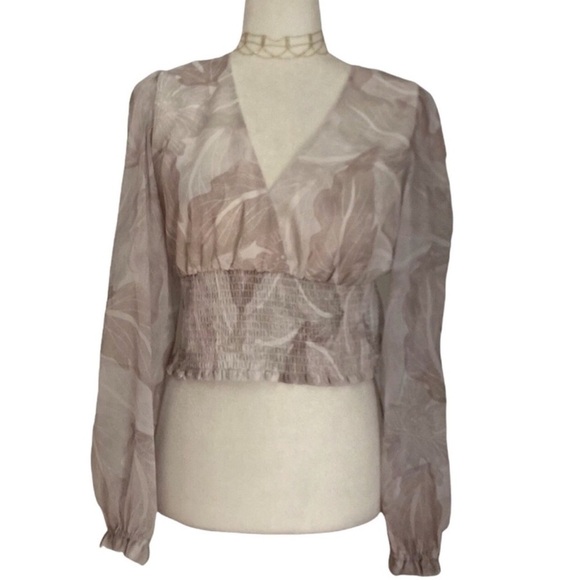 Aritzia Wilfred Reign Smocked Wrap Crop Blouse Leaf Print - Picture 6 of 6